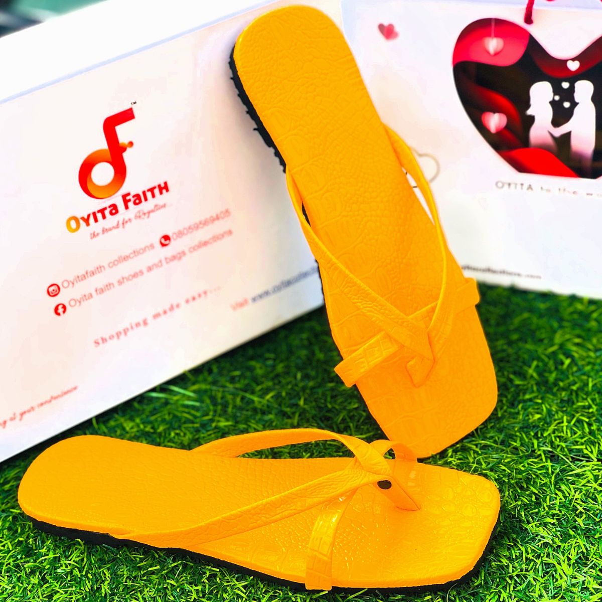 Flourish Female Slippers