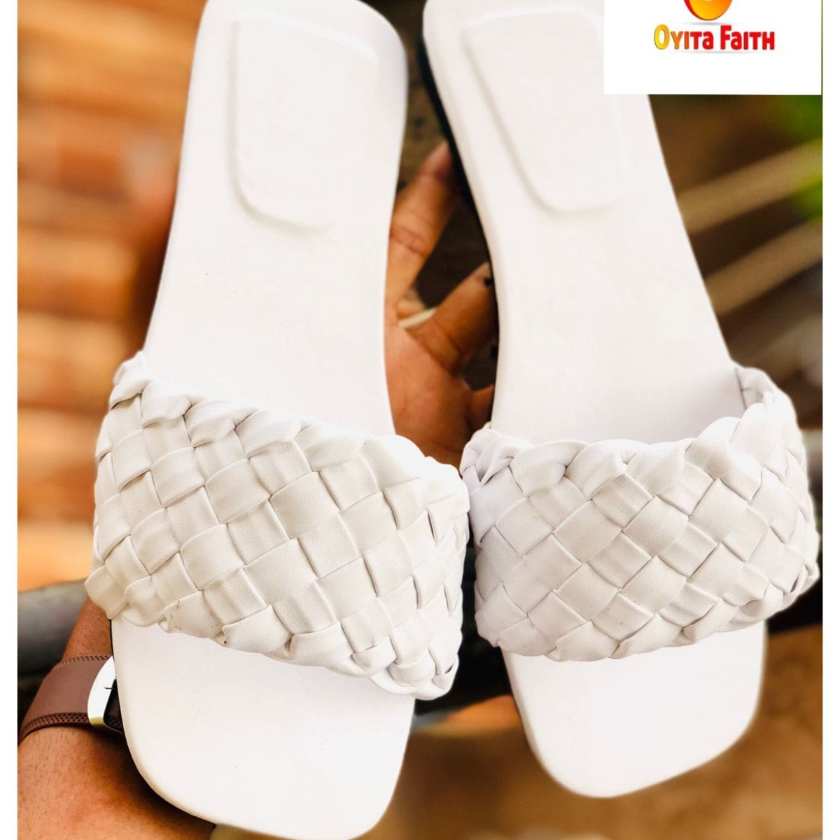 Top Knitted White Female Footwear